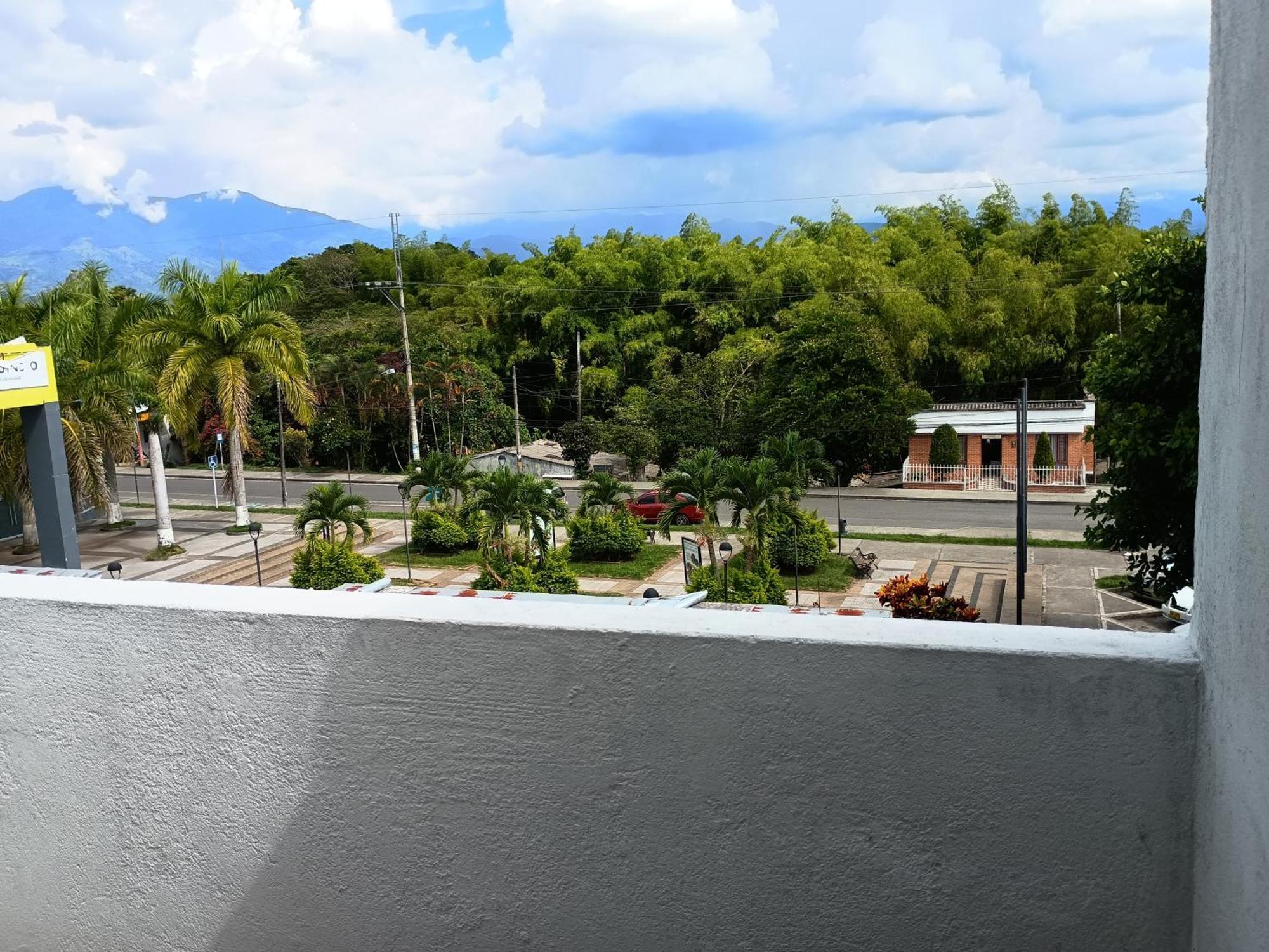 Tesoro Andino Hotel La Tebaida Luaran gambar